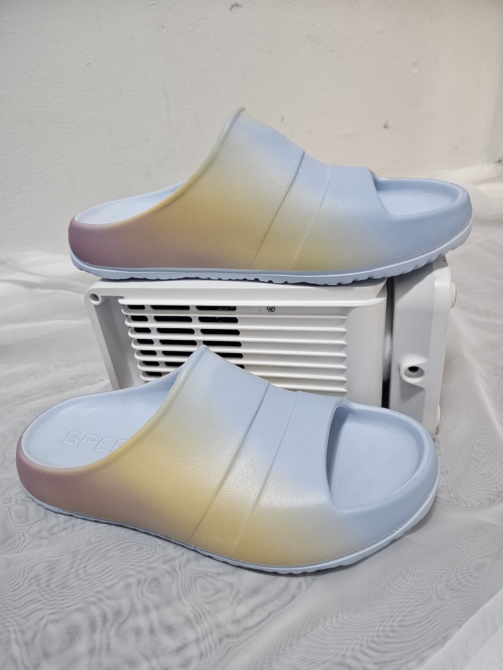 Sperry  Men's and women Colorblock Logo SlideSandals SlipOnFoam Siz M'S 7-W'S 9C